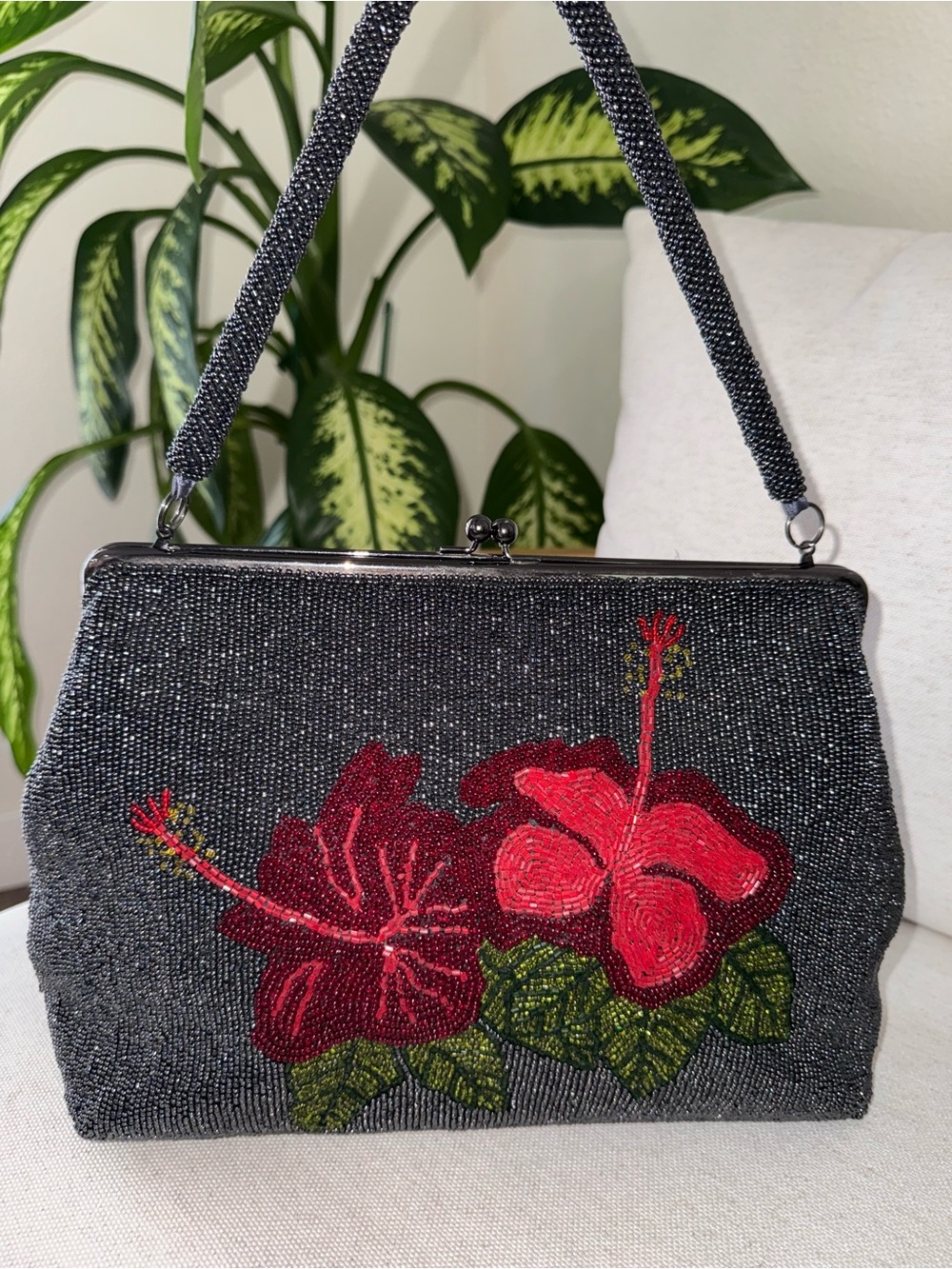 Millicent Vintage Beaded Floral Hibiscus Embroidery Satchel Kissloxk Bag Purse